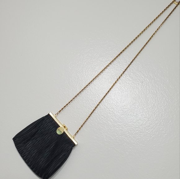 Vintage la Regale Crinkled Satin Evening Golden Chain Strap Bag - Picture 1 of 8